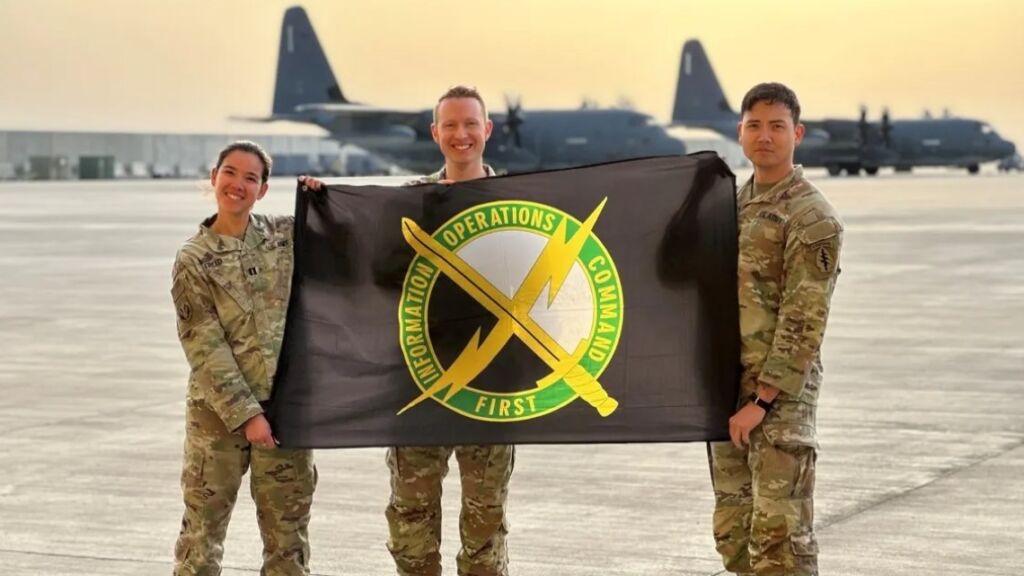 Army shuts down its sole active-duty information operations command